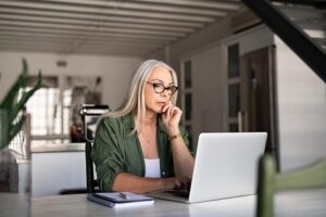 A woman participating in virtual intensive outpatient treatment.