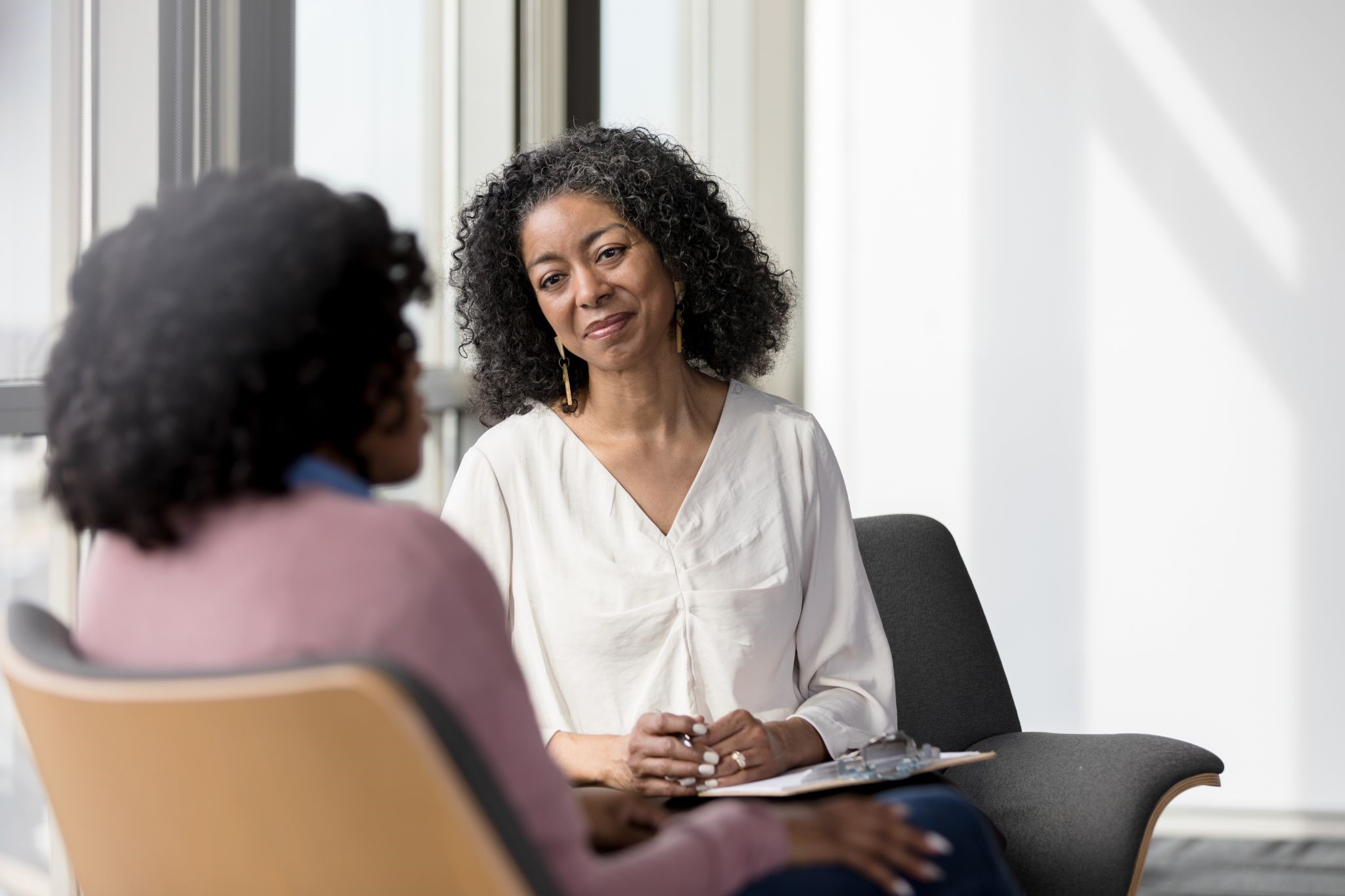 A woman receiving dual diagnosis treatment.