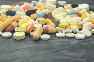 A pile of opioid and sedative pills.